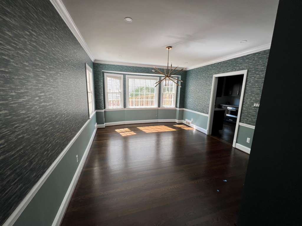 Interior Painting & Wallpaper